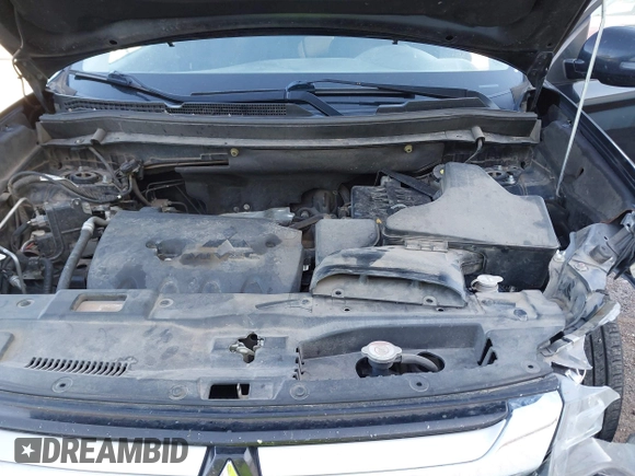 2018 Mitsubishi Outlander SE z VIN JA4AD3A32JJ003961, wystawiony jako IAAI lot #42297776 z przebiegiem 164 117 mil mil oraz . Historia ofert i sprzedaży dostępna na DreamBid. Obrazek 10.