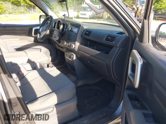 2008 Honda Ridgeline RT with VIN 2HJYK16238H501799, listed as a IAAI auction lot 42552024 with 152,119 mi miles and . Bid and sale history available at DreamBid. Image 5.
