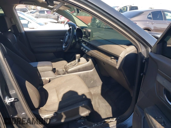 2024 Honda CR-V LX with VIN 2HKRS3H29RH322354, listed as a IAAI auction lot 40767974 with 14,821 mi miles and . Bid and sale history available at DreamBid. Image 5.