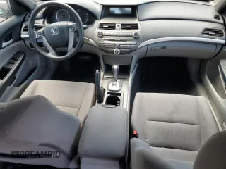 2011 Honda Accord LX z VIN 1HGCP2F34BA014343, wystawiony jako Copart lot #56515995 z przebiegiem 136 354 mil mil oraz Szkoda całkowita • Salvage title. Historia ofert i sprzedaży dostępna na DreamBid. Obrazek 8.