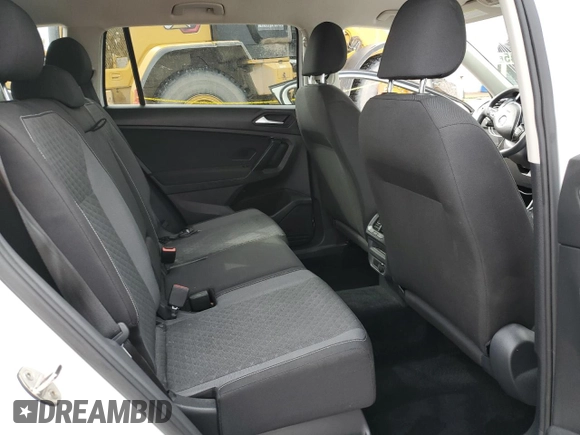2021 Volkswagen Tiguan S z VIN 3VV0B7AX3MM013859, wystawiony jako Copart lot #51745945 z przebiegiem 100 240 mil mil oraz Szkoda całkowita • Salvage title. Historia ofert i sprzedaży dostępna na DreamBid. Obrazek 11.