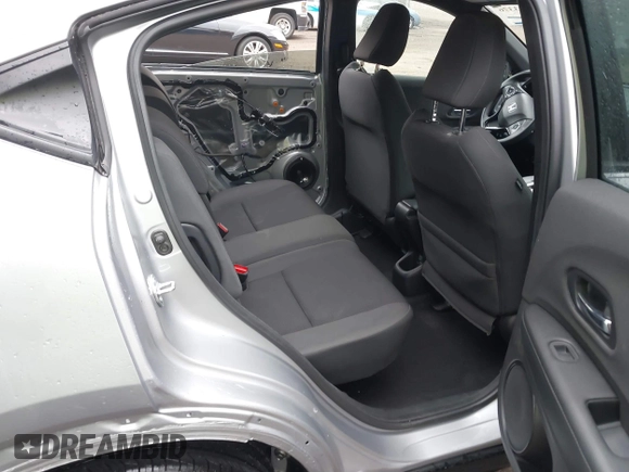 2022 Honda HR-V Sport with VIN 3CZRU6H18NM774913, listed as a IAAI auction lot 40843376 with 14,351 mi miles. Bid and sale history available at carsss.com. Image 8.