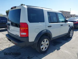 2005 Land Rover LR3 HSE with VIN SALAG25485A333581, listed as a IAAI auction lot 41937955 with 163,377 mi miles and . Bid and sale history available at DreamBid. Image 4.