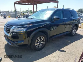 2024 Nissan Pathfinder SL с VIN 5N1DR3CA2RC208076, выставлен на аукционе IAAI как лот 42526137 с пробегом 12 692 миль миль и . История ставок и продаж доступна на DreamBid. Изображение 2.