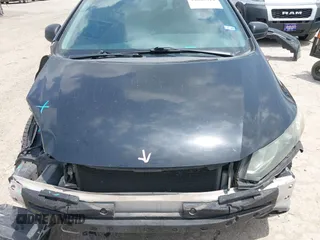 2015 Honda Civic LX with VIN 19XFB2F51FE120523, listed as a IAAI auction lot 42087314 with 129,727 mi miles and . Bid and sale history available at carsss.com. Image 13.