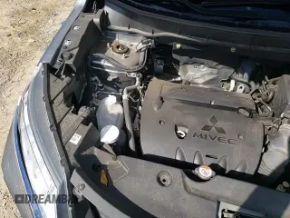 2021 Mitsubishi Outlander ES с VIN JA4APUAU2MU035804, выставлен на аукционе Copart как лот 81283055 с пробегом 84 732 миль миль и Списание • Salvage title. История ставок и продаж доступна на DreamBid. Изображение 17.