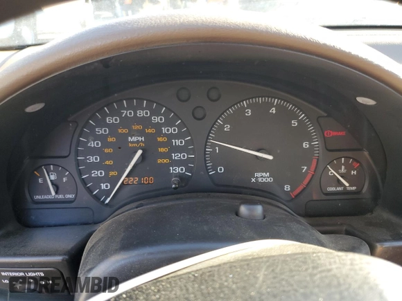 1999 Saturn SW z VIN 1G8ZK8271XZ368987, wystawiony jako Copart lot #82610964 z przebiegiem 222 100 mil mil oraz Czysty tytuł • Clean title. Historia ofert i sprzedaży dostępna na DreamBid. Obrazek 9.