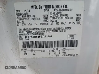 2015 Ford F-250 XLT z VIN 1FT7X2B62FEA41846, wystawiony jako IAAI lot #42740615 z przebiegiem 179 837 mil mil oraz . Historia ofert i sprzedaży dostępna na DreamBid. Obrazek 4.