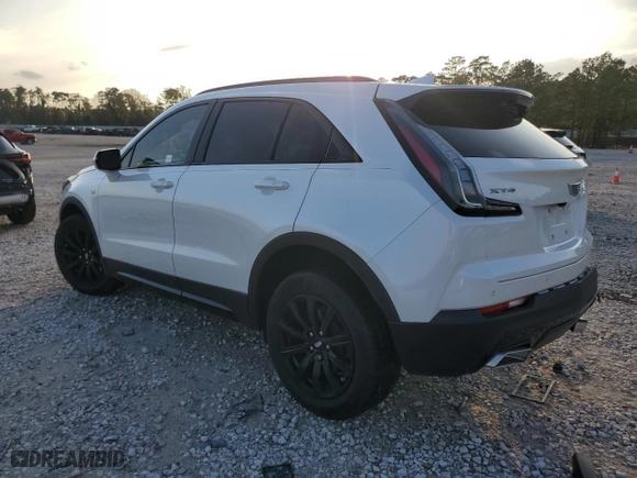 2022 Cadillac XT4 FWD Sport with VIN 1GYFZER48NF169913, listed as a Copart auction lot 84457034 with 36,406 mi miles and Clean Title. Bid and sale history available at carsss.com. Image 2.