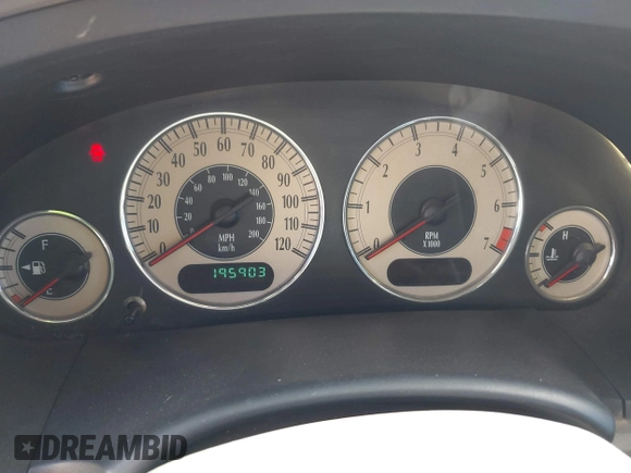2001 Chrysler Town & Country with VIN 2C4GP54371R356559, listed as a IAAI auction lot 41731368 with 195,903 mi miles and . Bid and sale history available at DreamBid. Image 7.