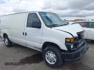 2014 Ford Econoline Cargo Commercial z VIN 1FTNE1EW5EDA40049, wystawiony jako IAAI lot #42201371 z przebiegiem 80 012 mil mil oraz . Historia ofert i sprzedaży dostępna na DreamBid. Obrazek 1.