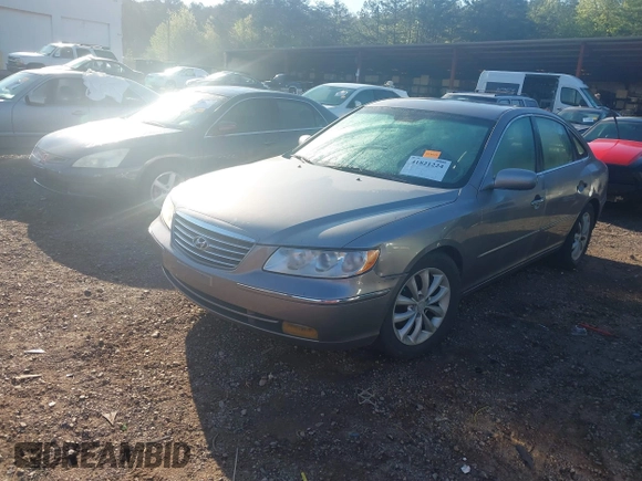 2006 Hyundai Azera SE with VIN KMHFC46F96A081955, listed as a IAAI auction lot 41821224 with 160,449 mi miles and . Bid and sale history available at DreamBid. Image 2.