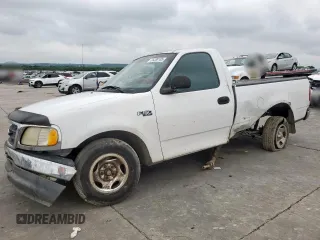 2000 Ford F-150 XL with VIN 1FTZF1721YNC15890, listed as a Copart auction lot 55289105 with 272,893 mi miles and Salvage title. Bid and sale history available at DreamBid. Image 1.