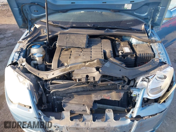 2007 Volkswagen Eos 2.0T with VIN WVWDA71F67V018252, listed as a IAAI auction lot 41853572 with 187,934 mi miles and . Bid and sale history available at DreamBid. Image 10.