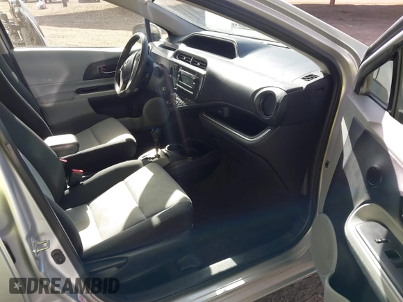 2014 Toyota Prius One with VIN JTDKDTB33E1085665, listed as a IAAI auction lot 41703055 with 135,129 mi miles and . Bid and sale history available at DreamBid. Image 5.