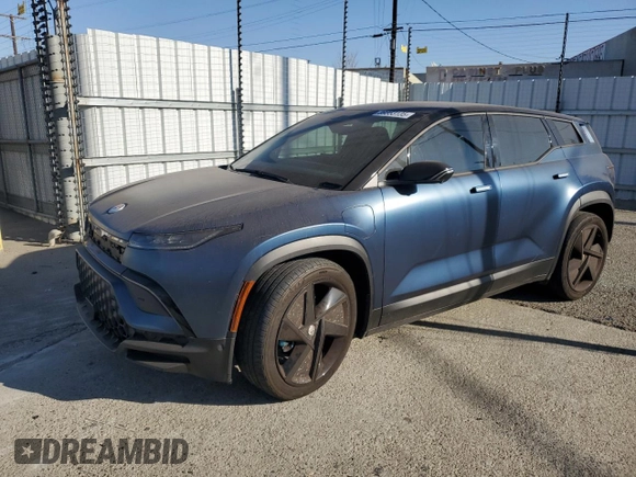 2023 Fisker Ocean One z VIN VCF1ZBU24PG003938, wystawiony jako Copart lot #89353135 z przebiegiem Nie podano mil oraz Szkody całkowita. Historia ofert i sprzedaży dostępna na DreamBid. Obrazek 1.