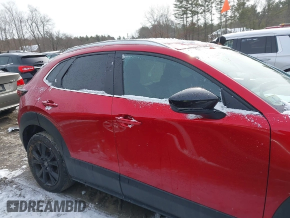2024 Mazda CX-30 2.5 S Select Sport with VIN 3MVDMBBM2RM626546, listed as a IAAI auction lot 41547432 with 9,192 mi miles. Bid and sale history available at carsss.com. Image 13.