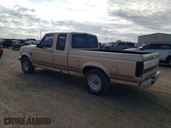 1993 Ford F-150 with VIN 1FTEX15N5PKA64335, listed as a Copart auction lot 84205744 with 278,070 mi miles and Clean Title. Bid and sale history available at carsss.com. Image 2.