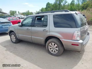 2008 Mercury Mountaineer with VIN 4M2EU47EX8UJ06182, listed as a IAAI auction lot 42104679 with 121,918 mi miles. Bid and sale history available at carsss.com. Image 3.