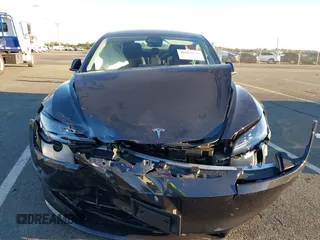 2024 Tesla Model 3 with VIN 5YJ3E1EA7RF853483, listed as a IAAI auction lot 40863575 with 1,173 mi miles and . Bid and sale history available at carsss.com. Image 12.