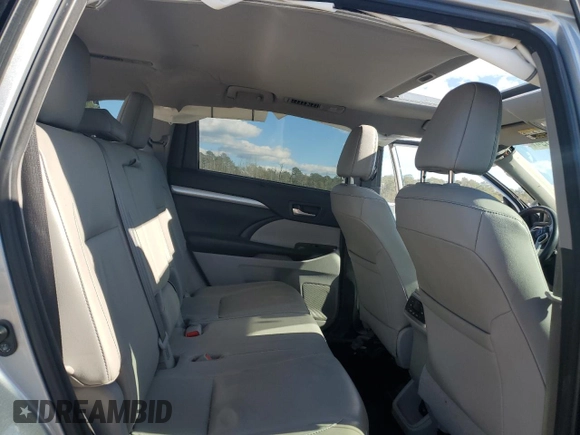 2018 Toyota Highlander Hybrid XLE with VIN 5TDJGRFH9JS045034, listed as a Copart auction lot 81771394 with 106,504 mi miles and Salvage title. Bid and sale history available at DreamBid. Image 11.