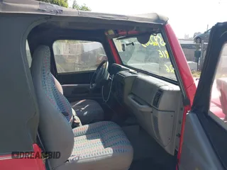1997 Jeep Wrangler Sport with VIN 1J4FY19S3VP425119, listed as a IAAI auction lot 42592583 with 54,595 mi miles and . Bid and sale history available at DreamBid. Image 5.