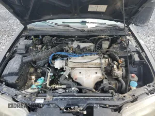 1996 Honda Accord LX with VIN 1HGCD563XTA057869, listed as a Copart auction lot 46426565 with 211,969 mi miles and Salvage Title. Bid and sale history available at DreamBid. Image 11.