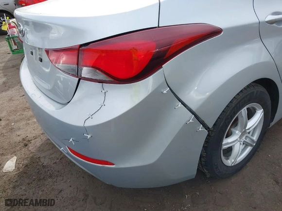 2014 Hyundai Elantra Limited with VIN 5NPDH4AE8EH521103, listed as a IAAI auction lot 41829513 with 230,564 mi miles. Bid and sale history available at carsss.com. Image 6.