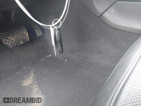 2017 Porsche Macan S with VIN WP1AB2A53HLB17889, listed as a IAAI auction lot 41871069 with 63,105 mi miles and . Bid and sale history available at DreamBid. Image 11.