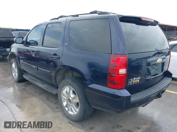 2007 Chevrolet Tahoe LT with VIN 1GNFC13J47R244713, listed as a IAAI auction lot 42632365 with 196,527 mi miles and . Bid and sale history available at DreamBid. Image 3.