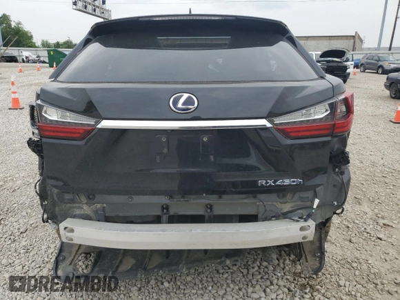 2018 Lexus RX 450h z VIN 2T2BGMCA6JC022555, wystawiony jako Copart lot #59520715 z przebiegiem Nie podano mil oraz Szkoda całkowita • Salvage title. Historia ofert i sprzedaży dostępna na DreamBid. Obrazek 6.