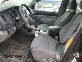 2015 Toyota Tacoma z VIN 3TMLU4EN0FM170751, wystawiony jako Copart lot #85368854 z przebiegiem 92 689 mil mil oraz Szkoda całkowita • Salvage title. Historia ofert i sprzedaży dostępna na DreamBid. Obrazek 7.