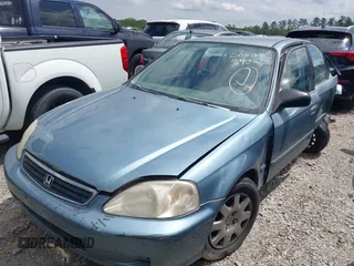 2000 Honda Civic VP with VIN 2HGEJ6614YH581615, listed as a IAAI auction lot 41902740 with 236,478 mi miles. Bid and sale history available at carsss.com. Image 2.