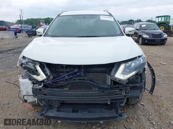 2017 Nissan Rogue SL with VIN JN8AT2MT9HW384613, listed as a IAAI auction lot 42452968 with 231,304 mi miles and . Bid and sale history available at DreamBid. Image 6.