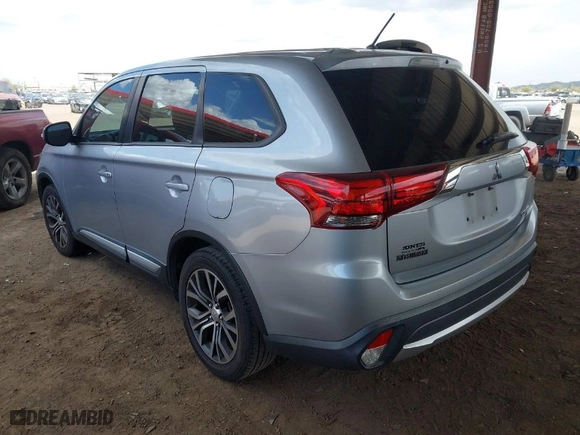 2016 Mitsubishi Outlander SE with VIN JA4AD3A31GZ004321, listed as a IAAI auction lot 41959724 with 157,352 mi miles. Bid and sale history available at carsss.com. Image 3.