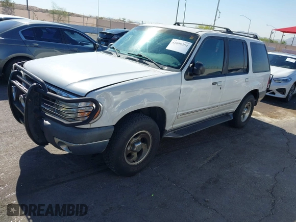 1999 Ford Explorer XLT с VIN 1FMZU32E5XZB80597, выставлен на аукционе IAAI как лот 42099254 с пробегом 267 534 миль миль и . История ставок и продаж доступна на DreamBid. Изображение 6.