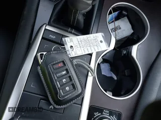 2022 Lexus RX with VIN 2T2HZMAA1NC226807, listed as a IAAI auction lot 41371826 with 38,073 mi miles. Bid and sale history available at carsss.com. Image 11.