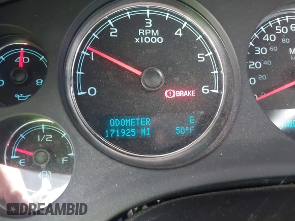 2013 Chevrolet Tahoe LS with VIN 1GNSCAE00DR361459, listed as a IAAI auction lot 41614458 with 171,925 mi miles and . Bid and sale history available at DreamBid. Image 15.