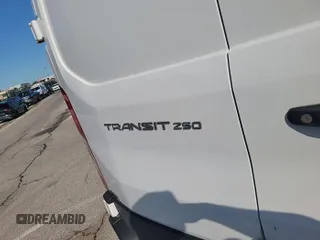 2019 Ford Transit с VIN 1FTYR1YG6KKB08582, выставлен на аукционе IAAI как лот 42683210 с пробегом 144 026 миль миль и . История ставок и продаж доступна на DreamBid. Изображение 27.