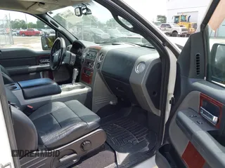 2007 Ford F-150 XLT with VIN 1FTPX14V97FA78483, listed as a IAAI auction lot 42118945 with 326,040 mi miles. Bid and sale history available at carsss.com. Image 5.