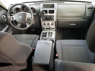 2011 Dodge Nitro SXT with VIN 1D4PU5GK5BW568240, listed as a Copart auction lot 84461784 with 101,246 mi miles and Salvage Title. Bid and sale history available at DreamBid. Image 8.