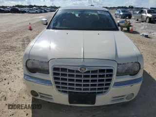2006 Chrysler 300 C with VIN 2C3KA63H86H514875, listed as a Copart auction lot 73842884 with 0 mi miles and Salvage Title. Bid and sale history available at carsss.com. Image 5.