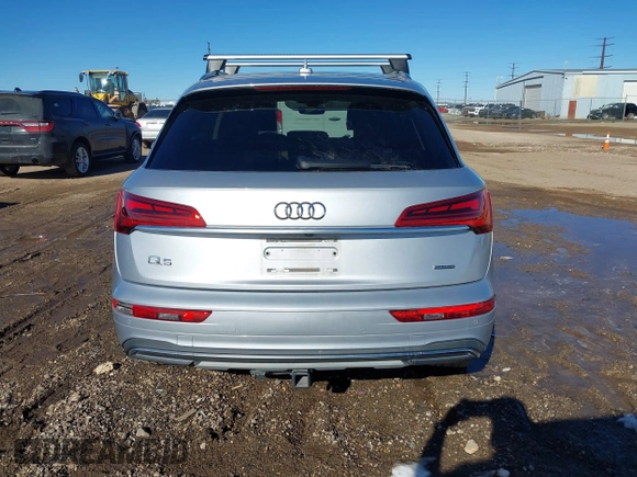 2021 Audi Q5 Prestige with VIN WA1CAAFY6M2048054, listed as a IAAI auction lot 41343544 with 88,681 mi miles. Bid and sale history available at carsss.com. Image 16.
