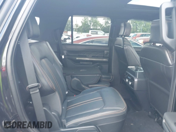 2022 Ford Expedition Platinum with VIN 1FMJU1MT6NEA02232, listed as a IAAI auction lot 42507482 with 18,848 mi miles and . Bid and sale history available at DreamBid. Image 8.