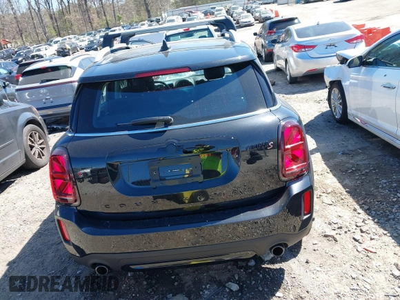 2024 MINI Countryman Cooper S with VIN WMZ53BR08R3S33762, listed as a IAAI auction lot 41845320 with 5,509 mi miles. Bid and sale history available at carsss.com. Image 16.