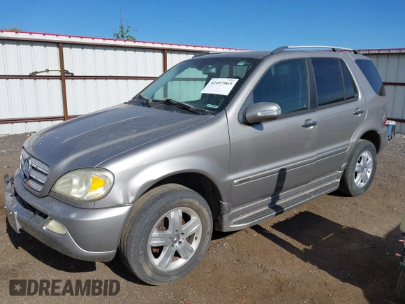 2005 Mercedes-Benz M 350 with VIN 4JGAB57E75A531903, listed as a IAAI auction lot 42497065 with 125,027 mi miles and . Bid and sale history available at DreamBid. Image 2.