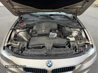 2014 BMW 3 Series 328i z VIN WBA3A5G5XENP33334, wystawiony jako Copart lot #65854585 z przebiegiem 93 359 mil mil oraz Czysty tytuł • Clean title. Historia ofert i sprzedaży dostępna na DreamBid. Obrazek 7.
