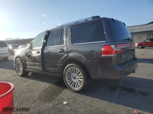 2015 Lincoln Navigator with VIN 5LMJJ2JTXFEJ12346, listed as a Copart auction lot 45914175 with 97,087 mi miles and Salvage Title. Bid and sale history available at carsss.com. Image 2.
