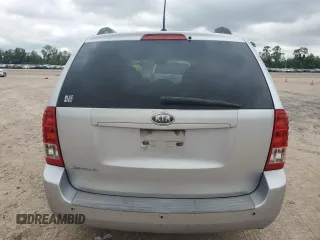 2011 Kia Sedona LX with VIN KNDMG4C71B6366658, listed as a Copart auction lot 70385304 with 356,705 mi miles and Clean Title. Bid and sale history available at carsss.com. Image 6.