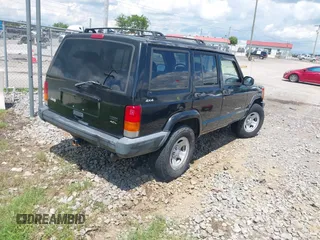 1999 Jeep Cherokee Sport with VIN 1J4FF68S0XL509171, listed as a IAAI auction lot 42402214 with Not provided miles and . Bid and sale history available at DreamBid. Image 4.